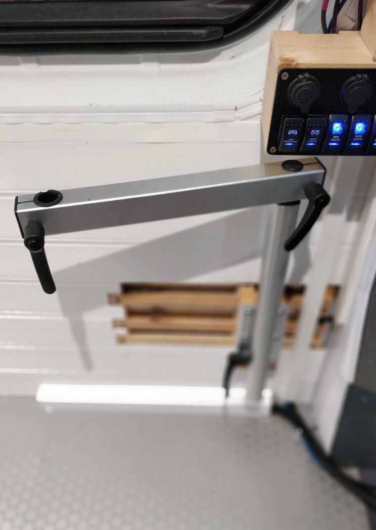 Suporte p/ mesa Flexível Retrátil Caravana Autocaravana