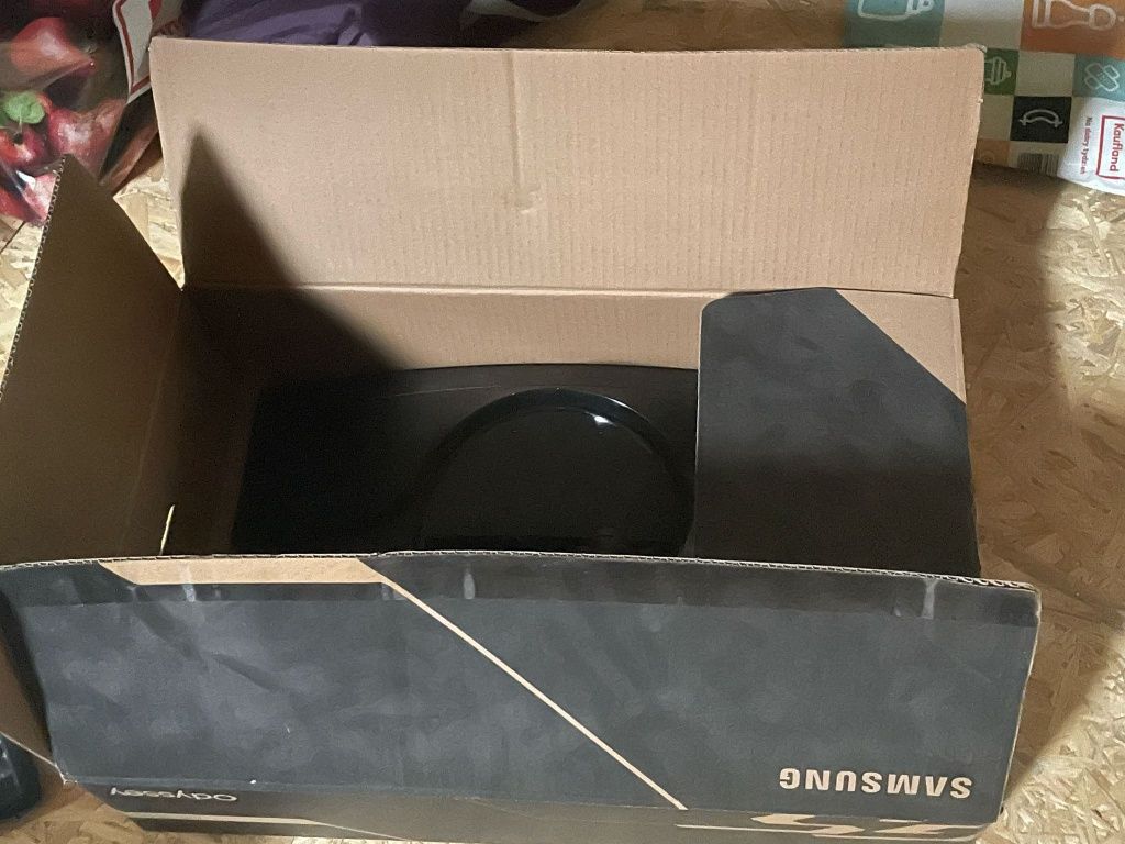 SAMSUNG Odysseyp G5