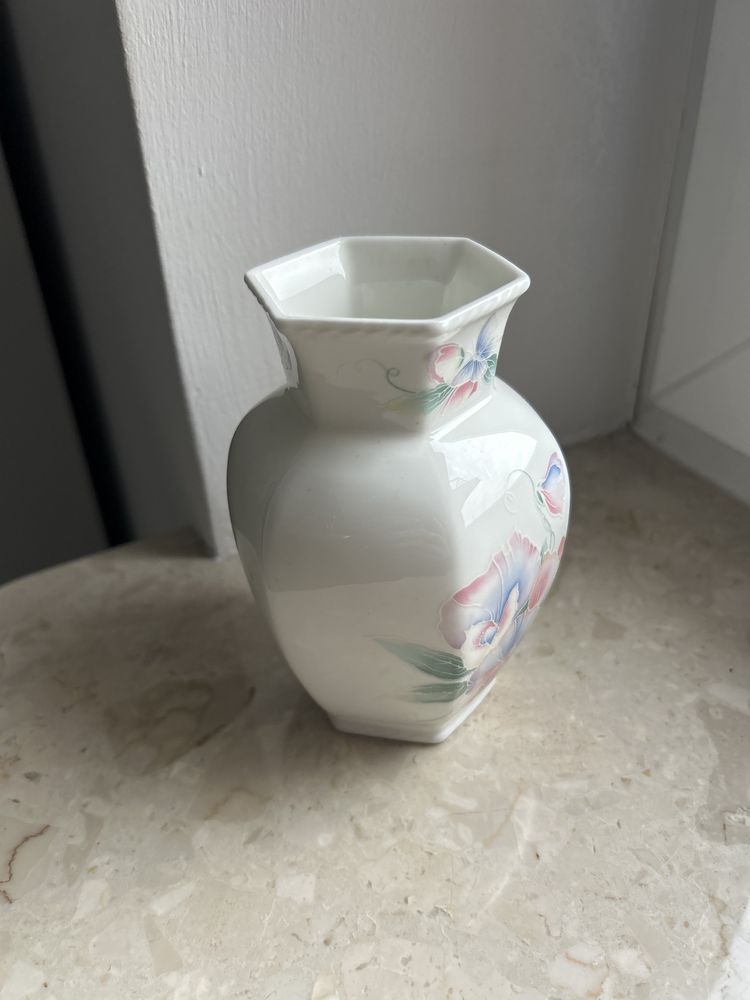 Porcelanowy wazon kolekcjonerski AYNSLEY
