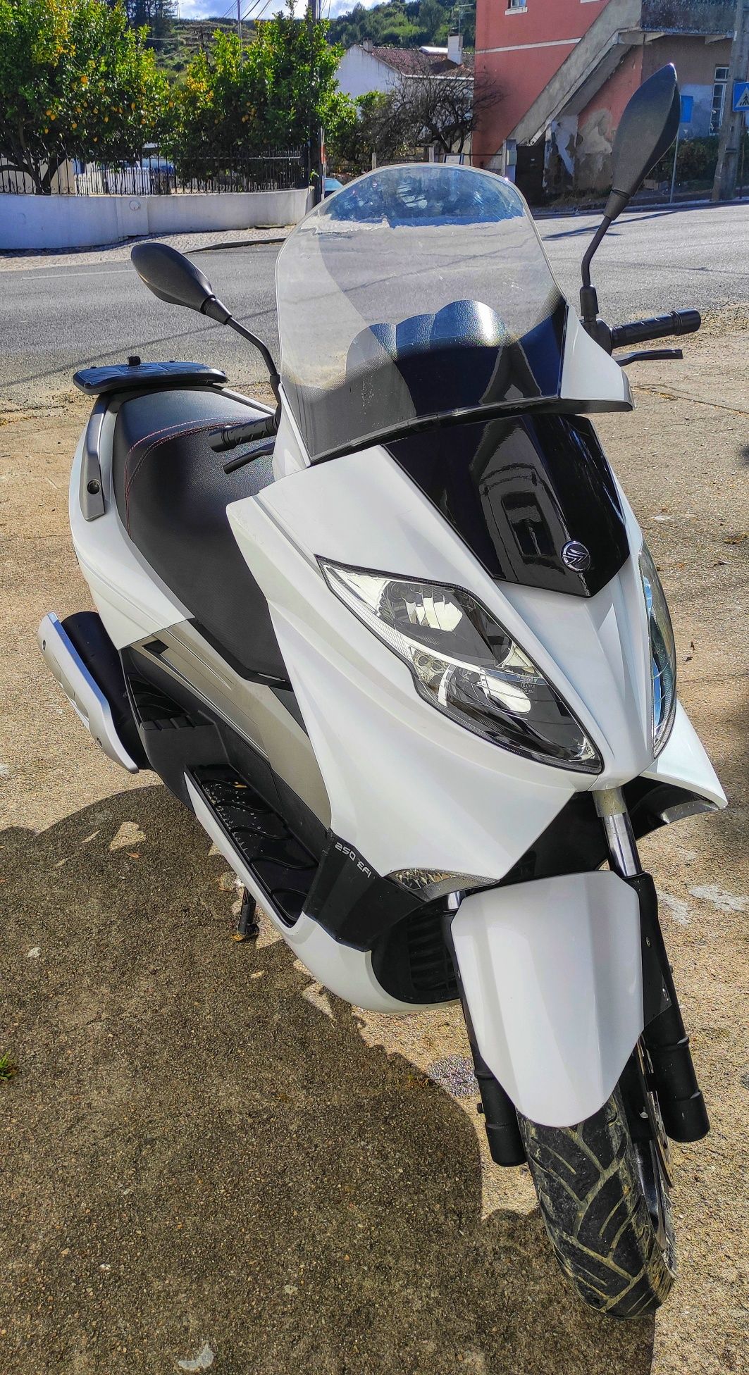 Keeway Silverblade 250FI