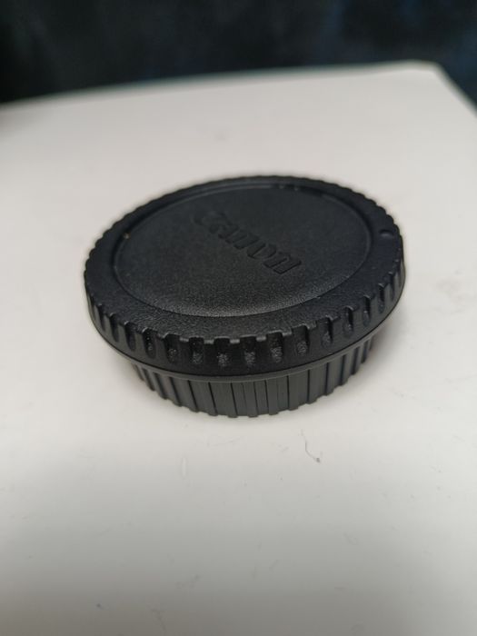 Цифровий фотоапарат+об'єктів