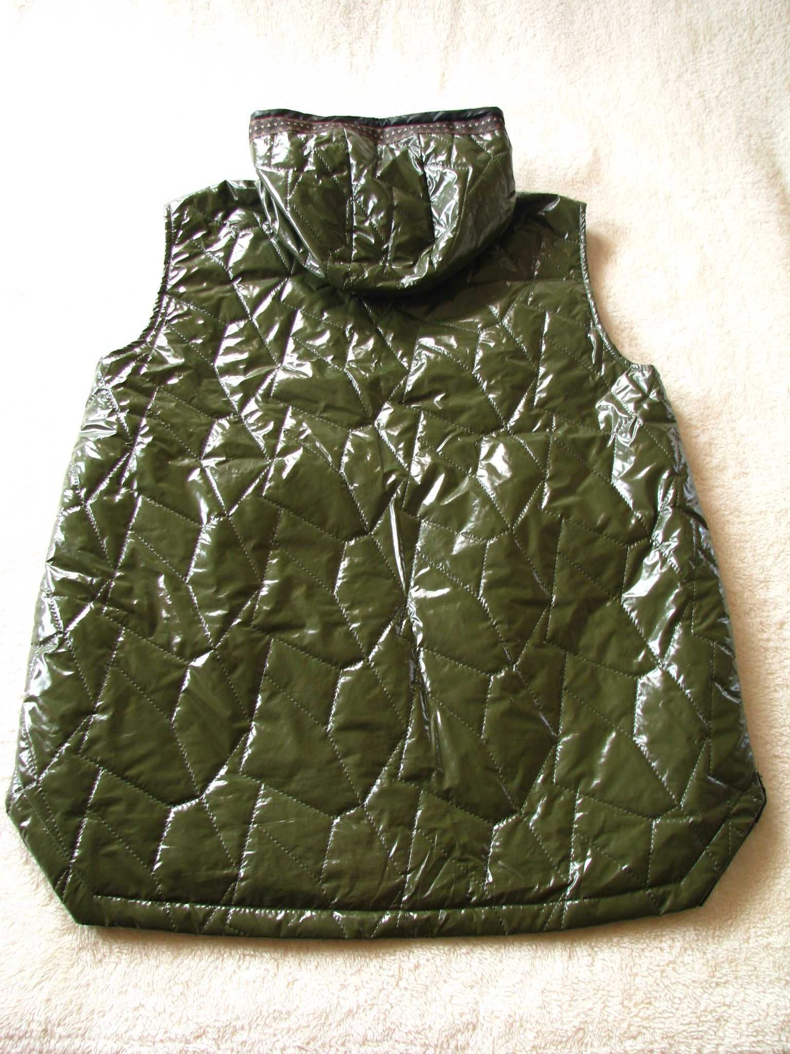 Pikowany bezrękawnik, długa kamizelka z kapturem, rozm. 48 / XXXL
