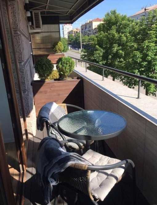 Апартаменти на 3 окрем. номера Бул.Шевченко подобово світло цілодобово