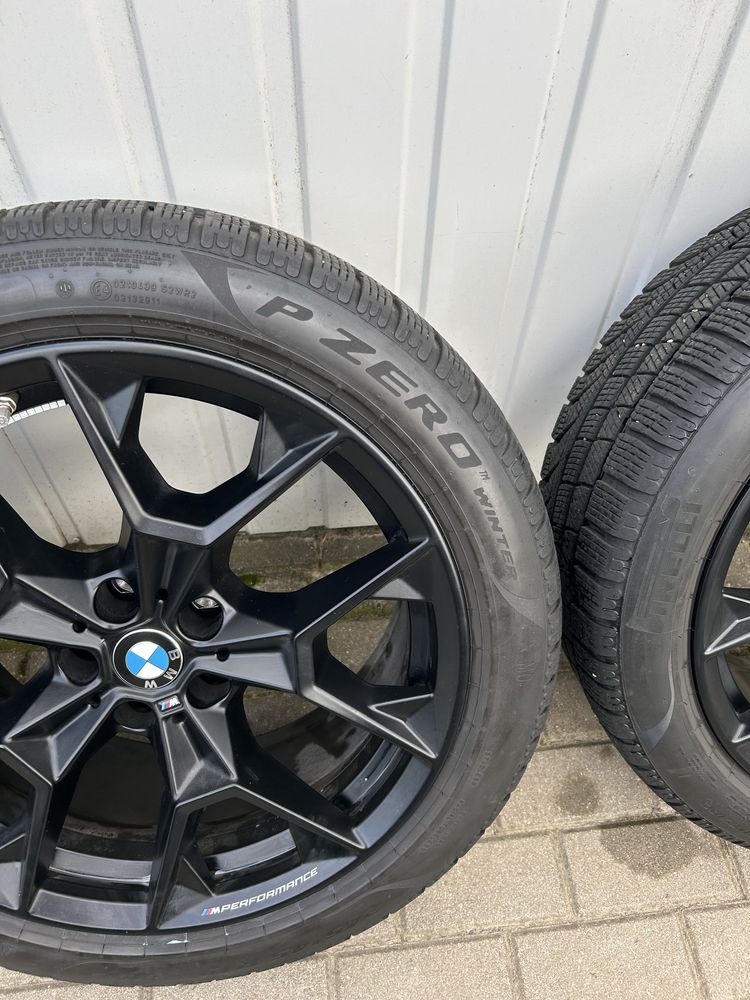 Felgi BMW Performance opony zimowe 245/45/19