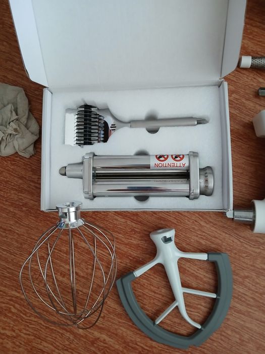 Тестораскатка на миксер Kitchen aid.