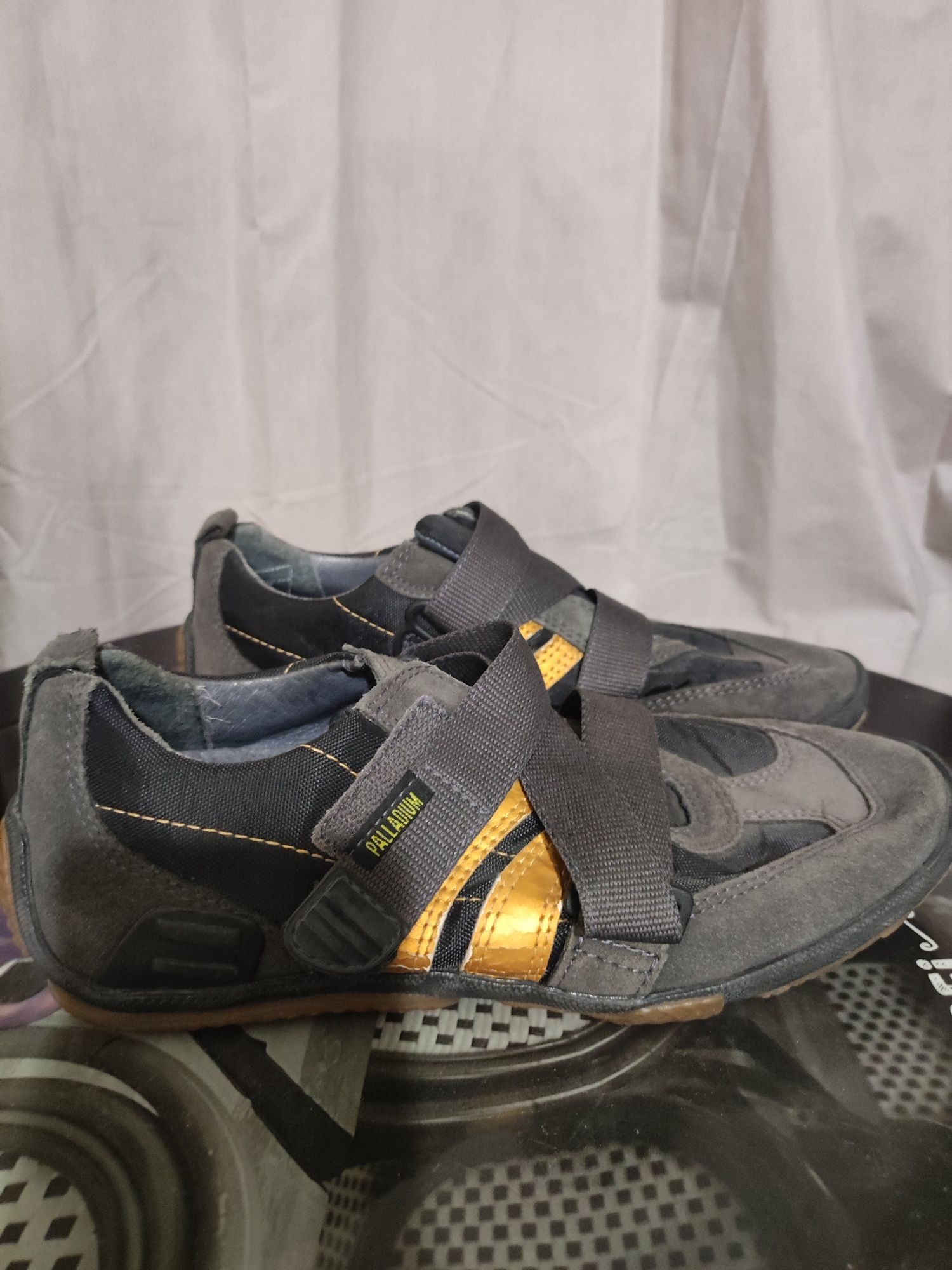 Кроссовки (туфли) Palladium