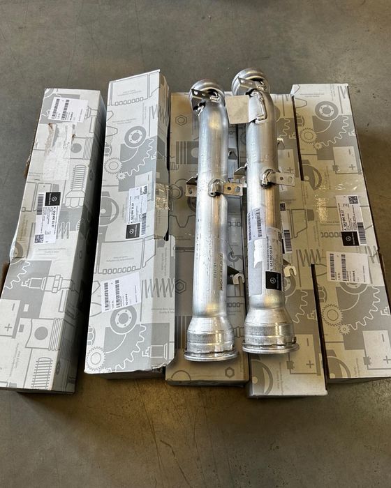 Труба повітряна до патрубка інтеркулера Sprinter W906 W907 319 318