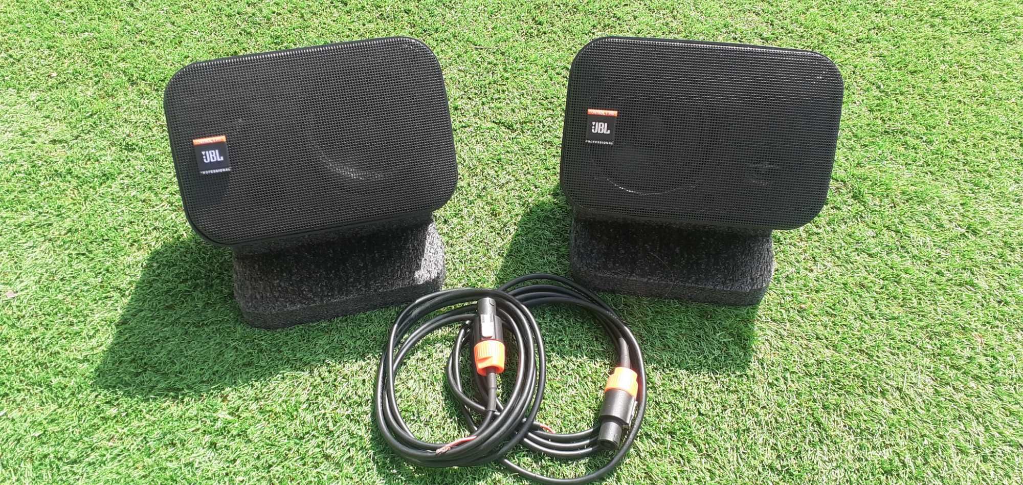 Colunas JBL Control 1