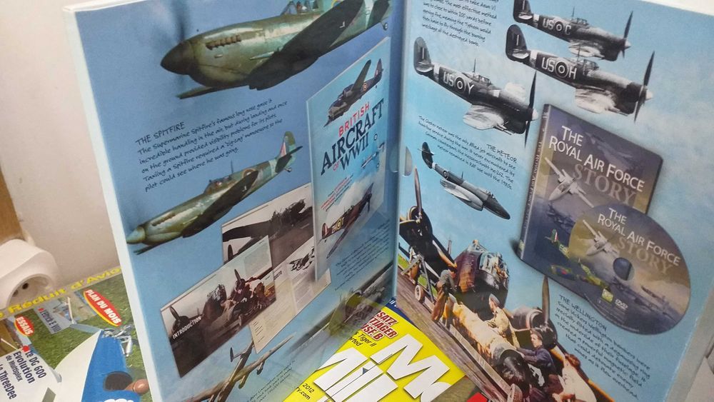 Livro + Dvd Royal air force e Spitfire British aircraft Selado