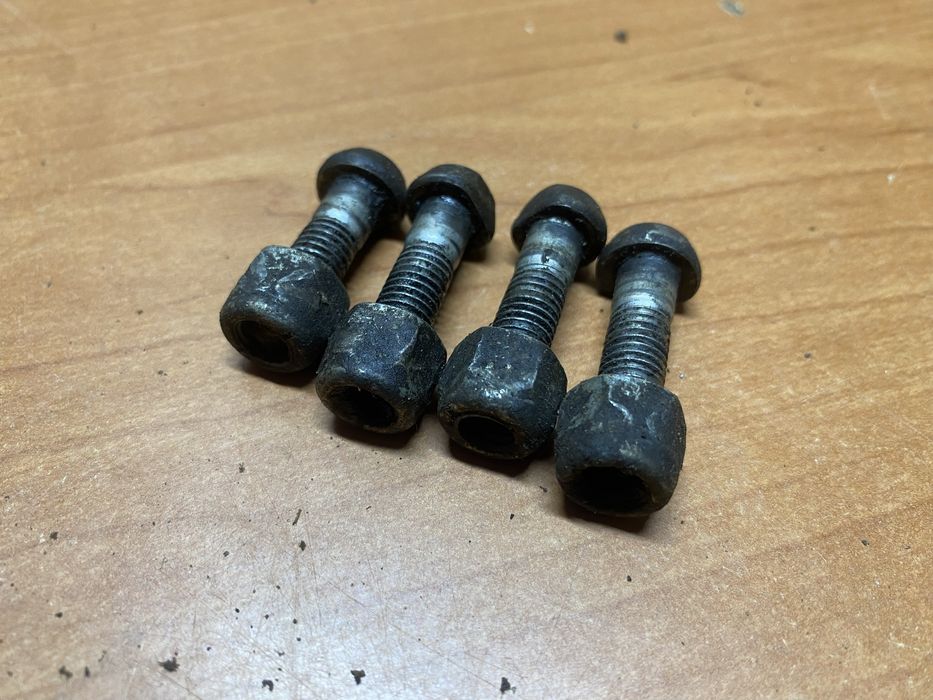 Болти та гайки кардана для Ваз 2101-2106