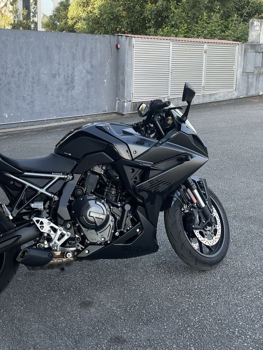 Suzuki GSX8R 2025 - Poucos kms!!