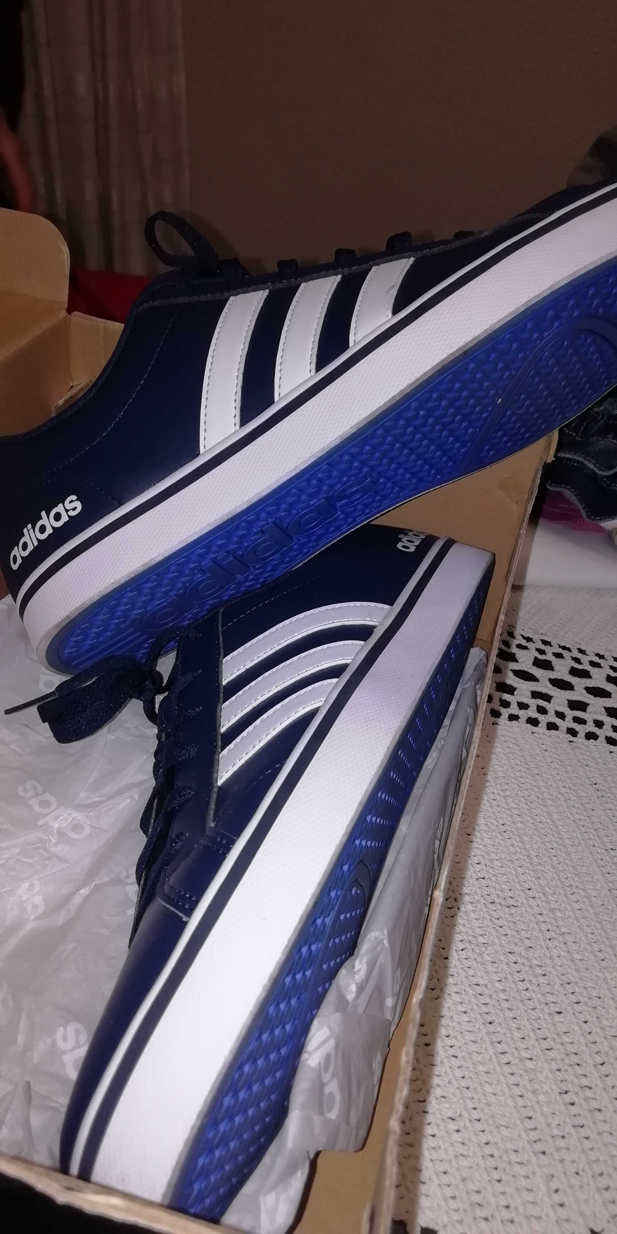 Vendo sapatilhas adidas valor 35€