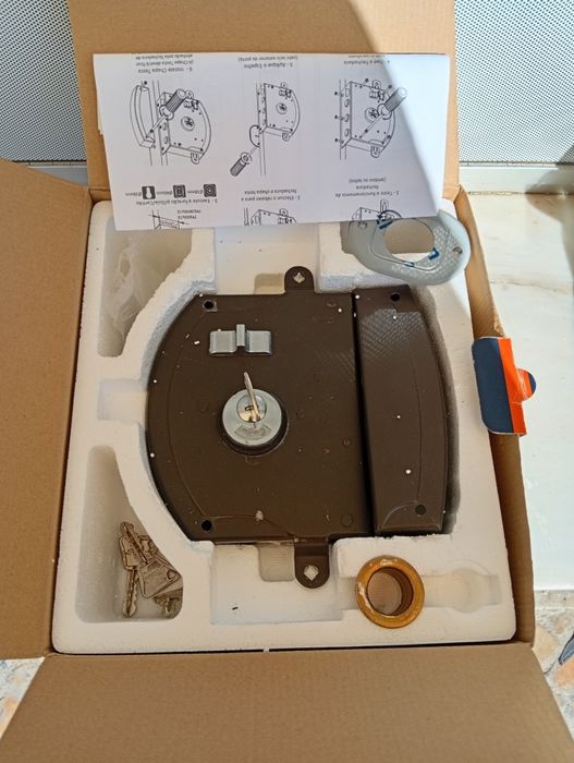 Fechadura rodes como nova