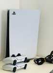 Konsola PlayStation 5 Digital Edition  825 GB + 2 pady Oryginał!