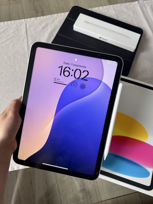 iPad 10. generacji 64 GB + Apple Pencil USB-C – zestaw jak nowy!