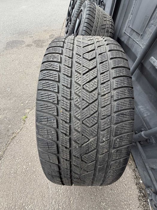 Koła zimowe BMW X7 M V Spoke 755M opony zimowe Pirelli Scorpion Winter