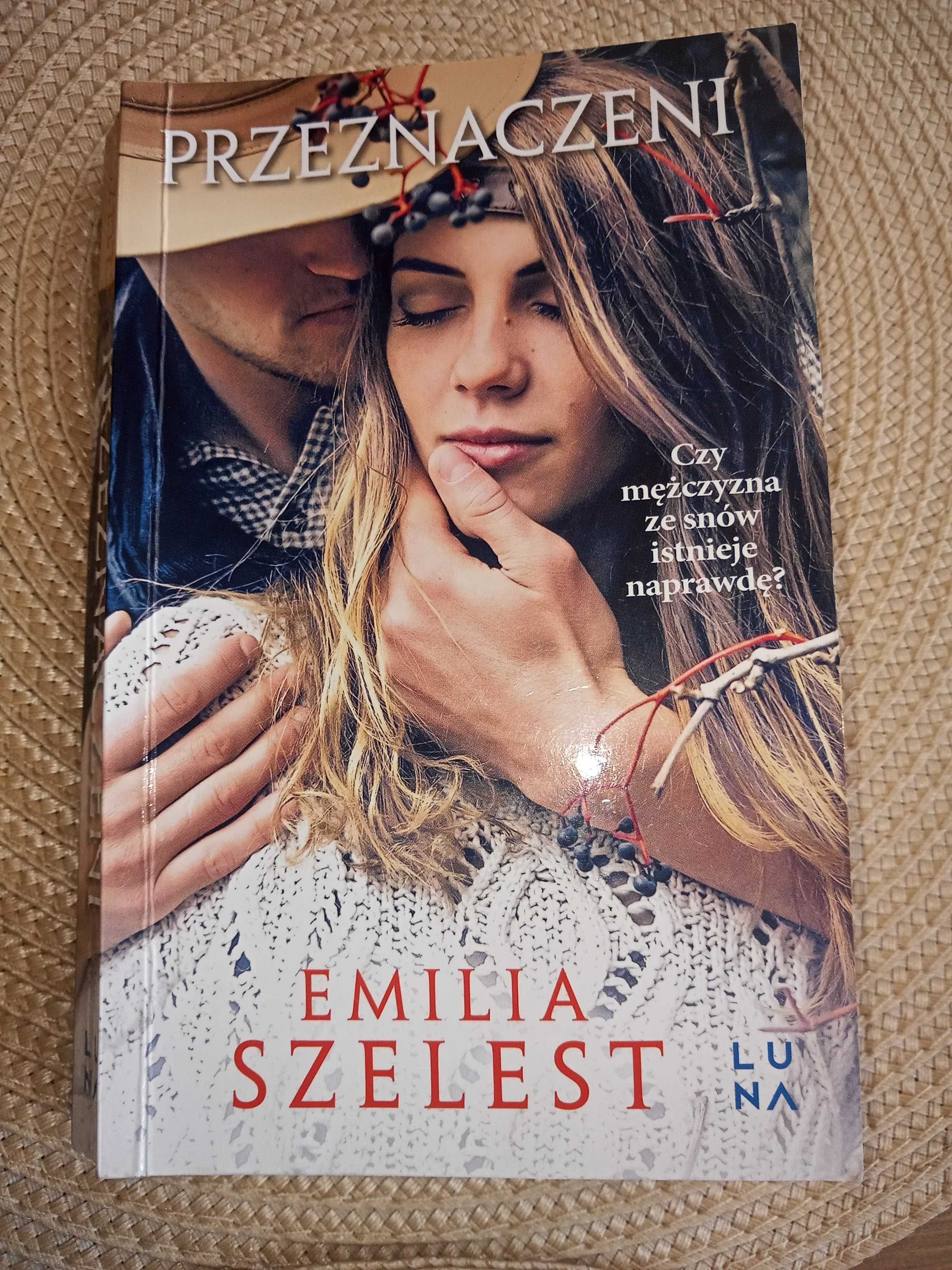 "Przeznaczeni" Emilia Szelest