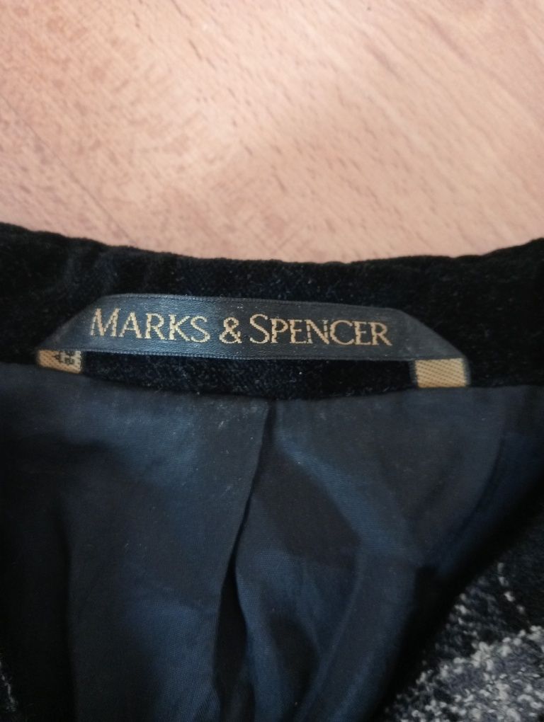 Żakiet r. XS, marynarka M&S , Virgin Wool