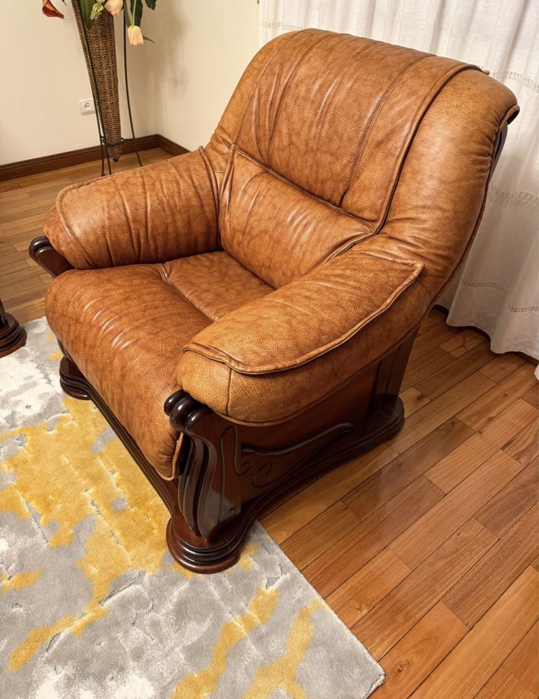 Conjunto de 3 sofas em pele