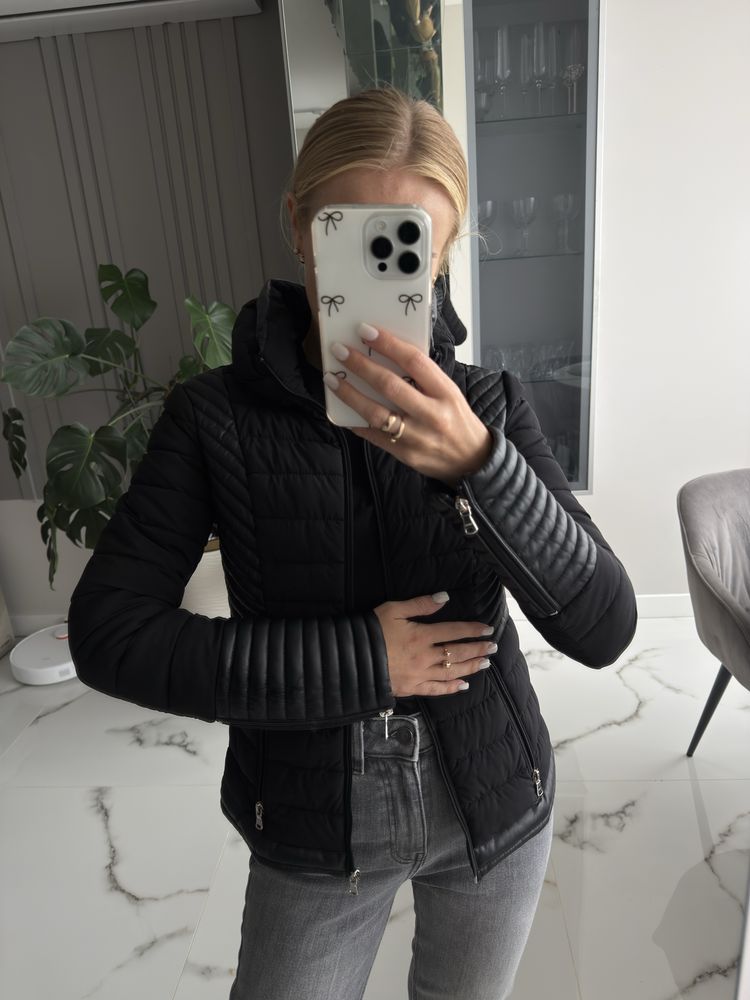Куртка Guess XS р.