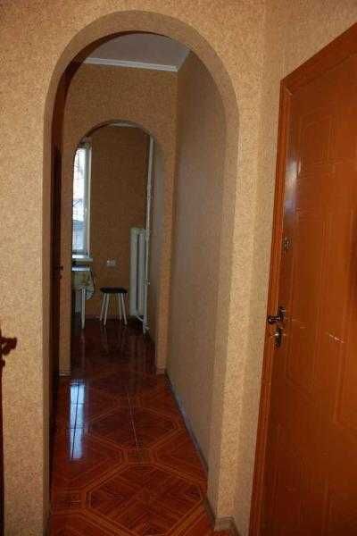 Сдам 2х ком квартиру в центре, ул. Каразина!