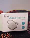 Hub USB 3.0 firmy I-Tec. Posiada 4 porty
Hub USB 3.0 firmy I-Tec. Posi