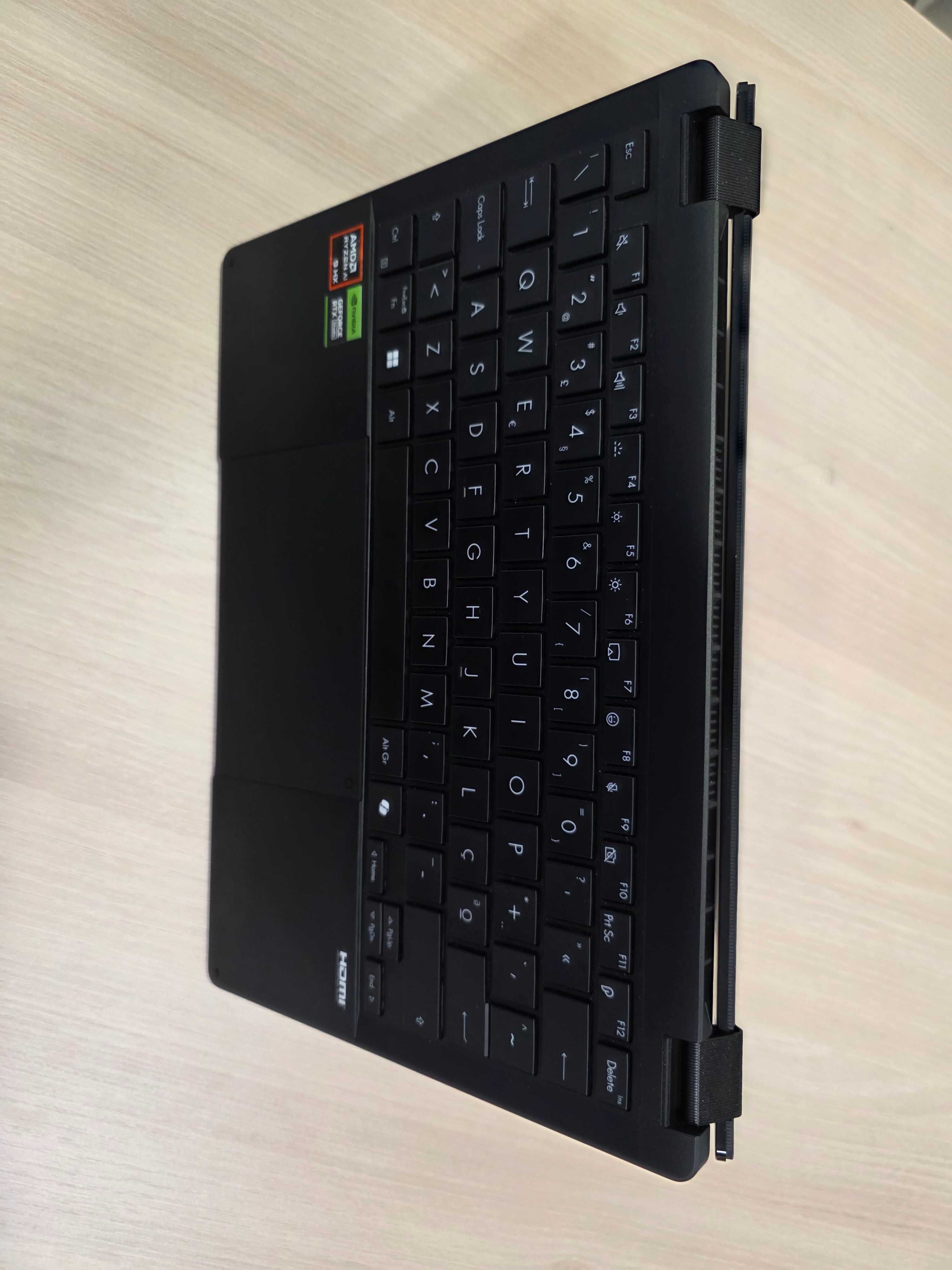 Portátil Asus ProArt PX13 13.3