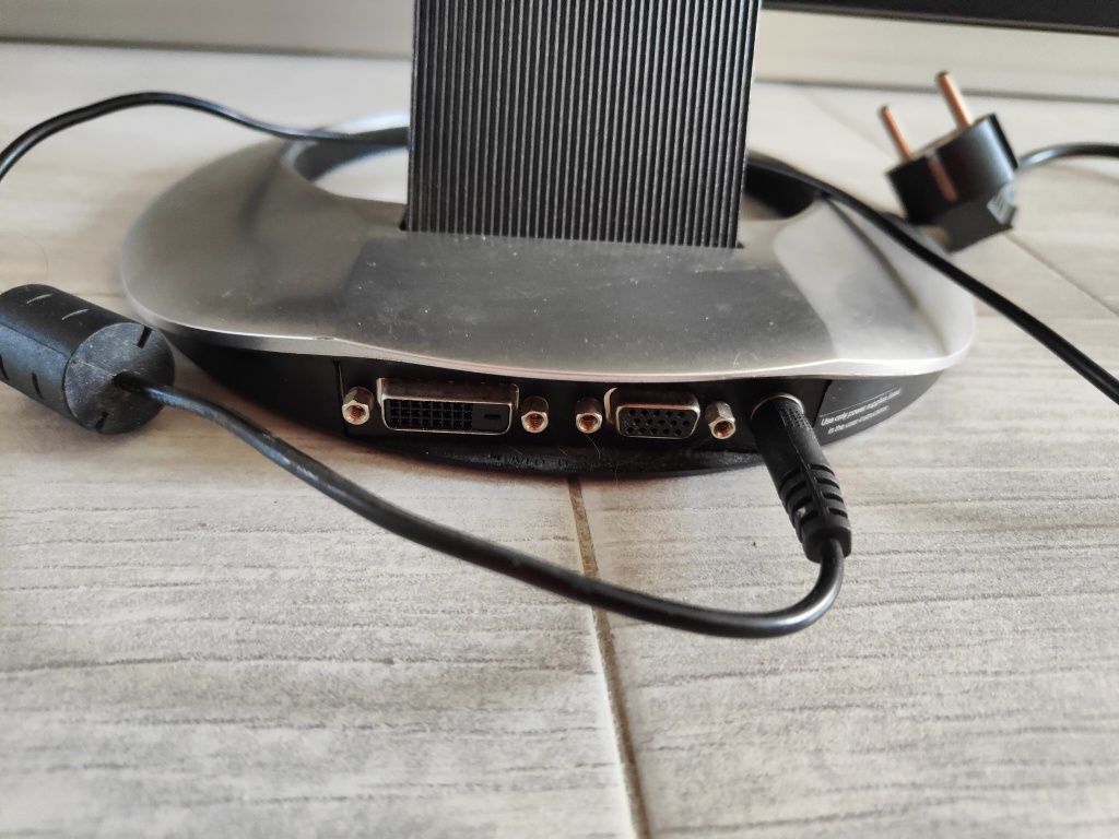Monitor LG Flatron L1770HR-BF