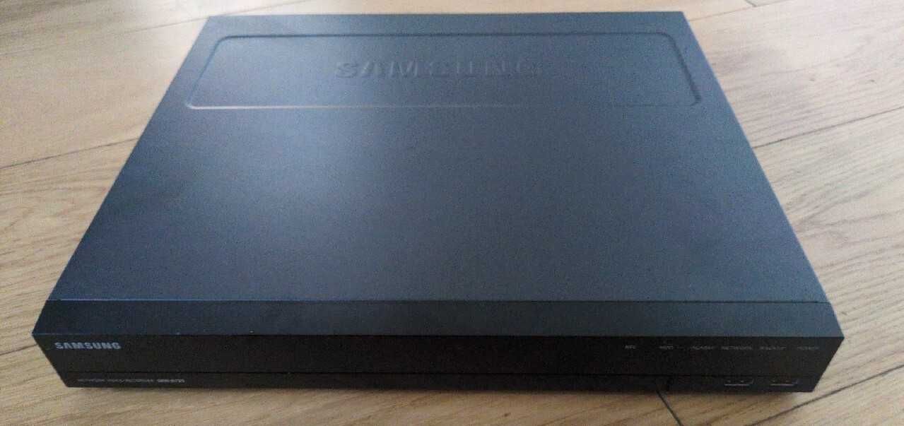 Sieciowy rejestrator wideo Samsung SRN-873S 8POE NVR 4TB