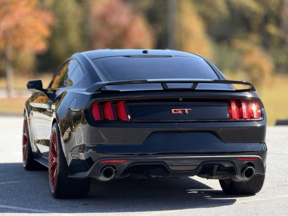 Ford Mustang GT Premium      2016