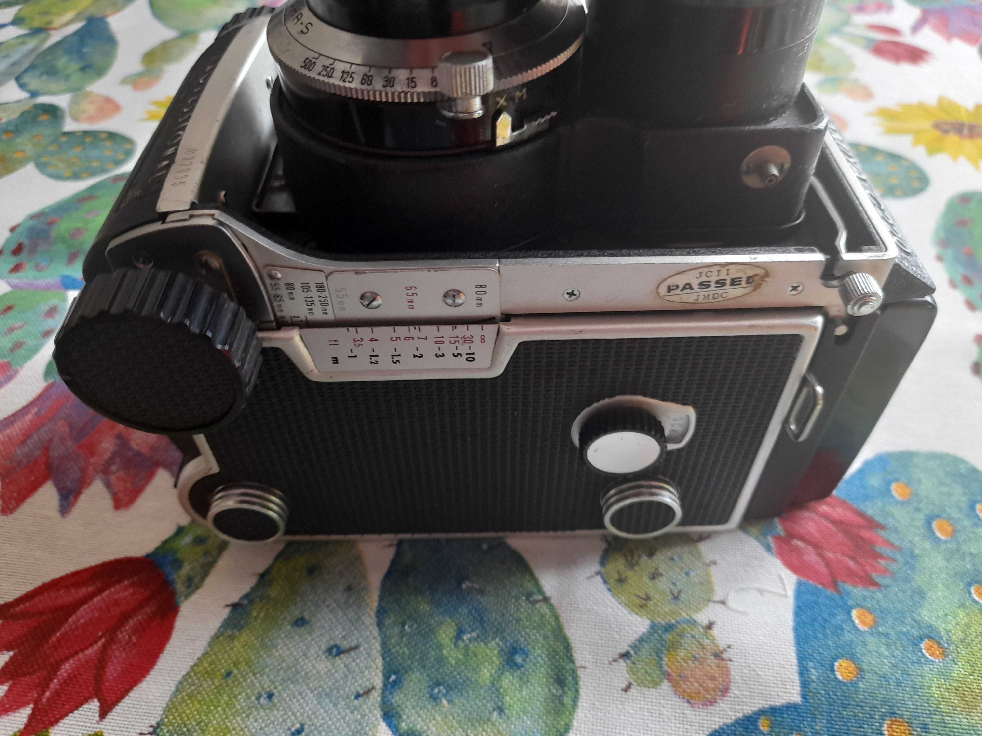 Mamiya C220 professional