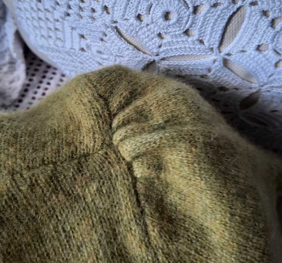 WE 70% Wełna jagnięca 20% Angora ciepły wełniany zielony sweter L M