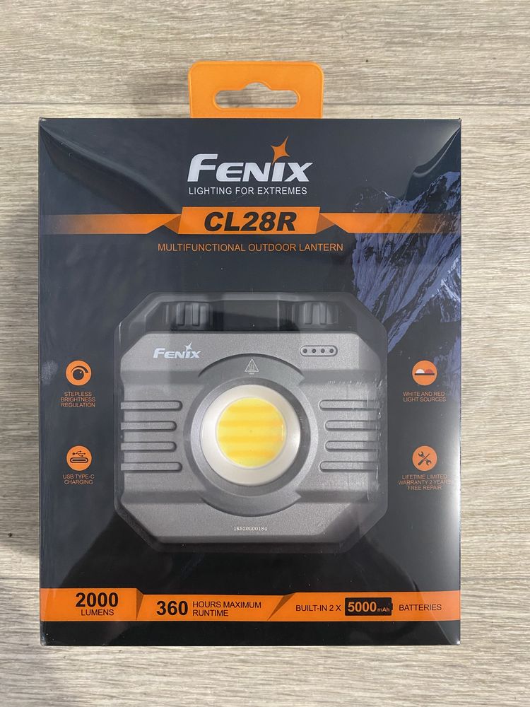 Ліхтарик лампа Fenix CL28R з акумулятором