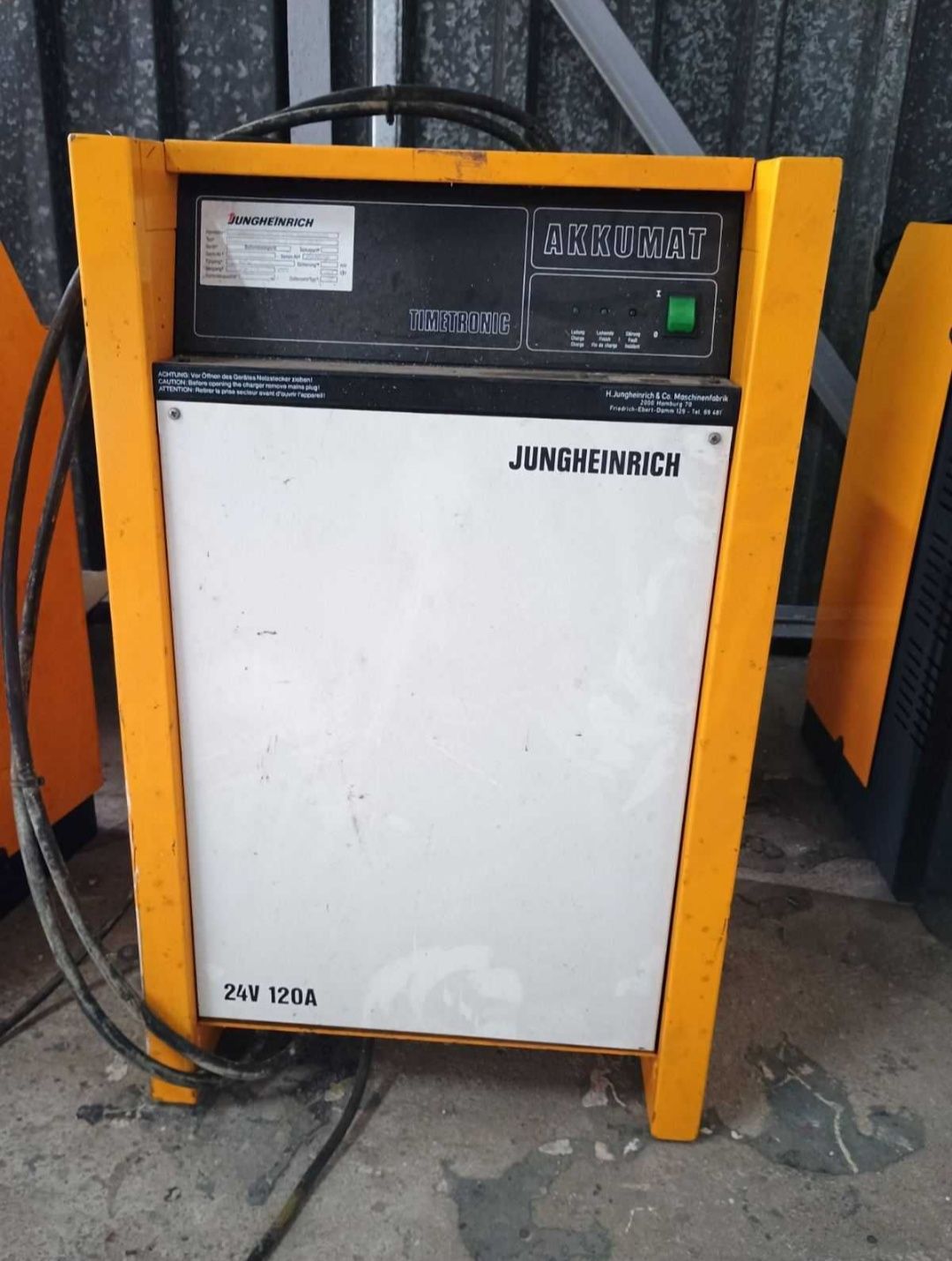 Ładowarki do wózków widłowych Jungheinrich 48V 65A --- 48V 80A --- 24V