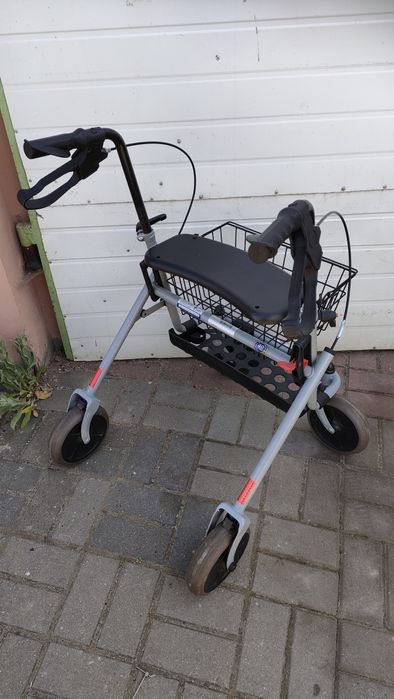 Chodzik, balkonik dla osoby niepełnosprawnej