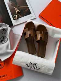 Шлепанцы Hermes Oran Sandals Brown leather тапочки