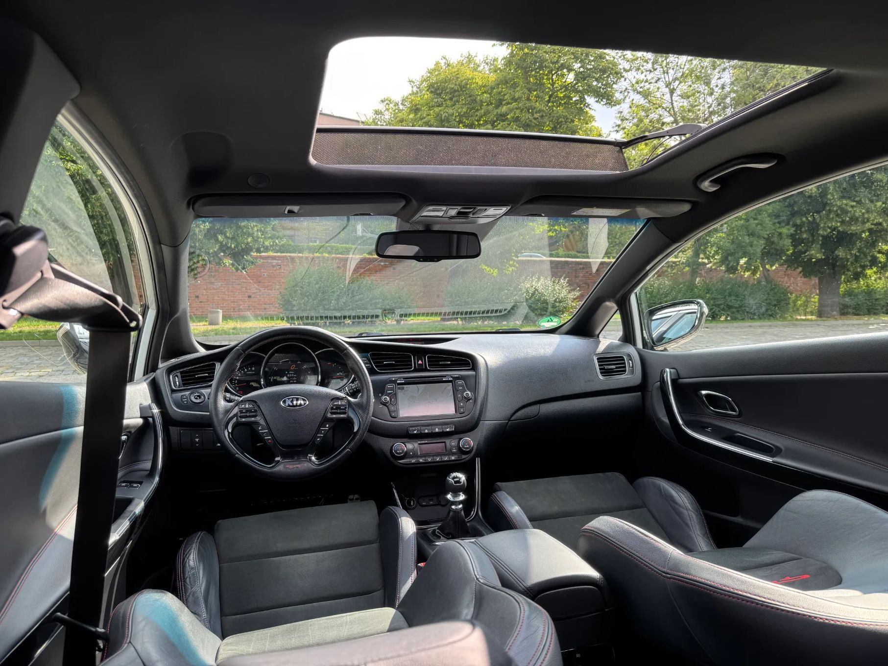 Kia ProCeed GT 1.6 T-GDI 204KM Maxton Design Wydech Panorama Grzana kierowni Ceed