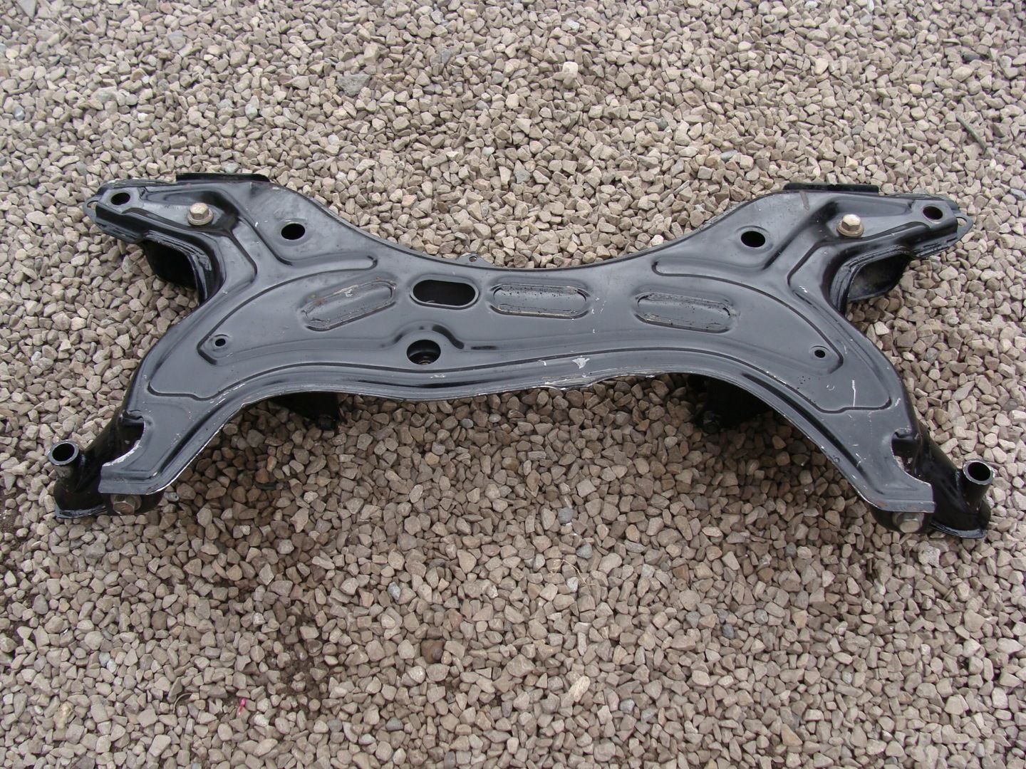 SANKI BELKA ZAWIESZENIA TOYOTA RAV4 II 2002-2006r USZKODZONE