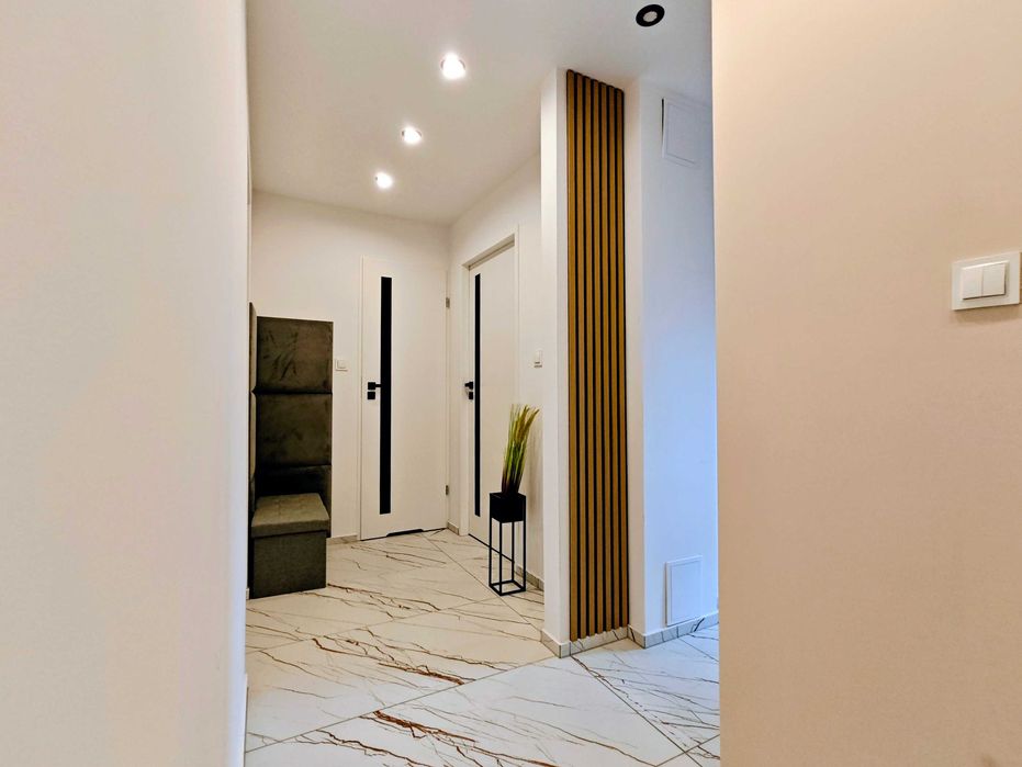 Przytulne, wyremontowane 2 pokoje, balkon, garderoba, Rondo Sybiraków