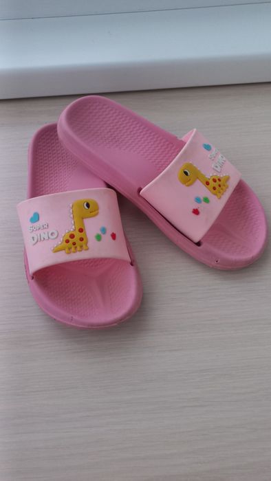 Шльопанці дитячі