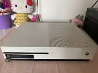 Xbox one z grami i 3 kontrolerami