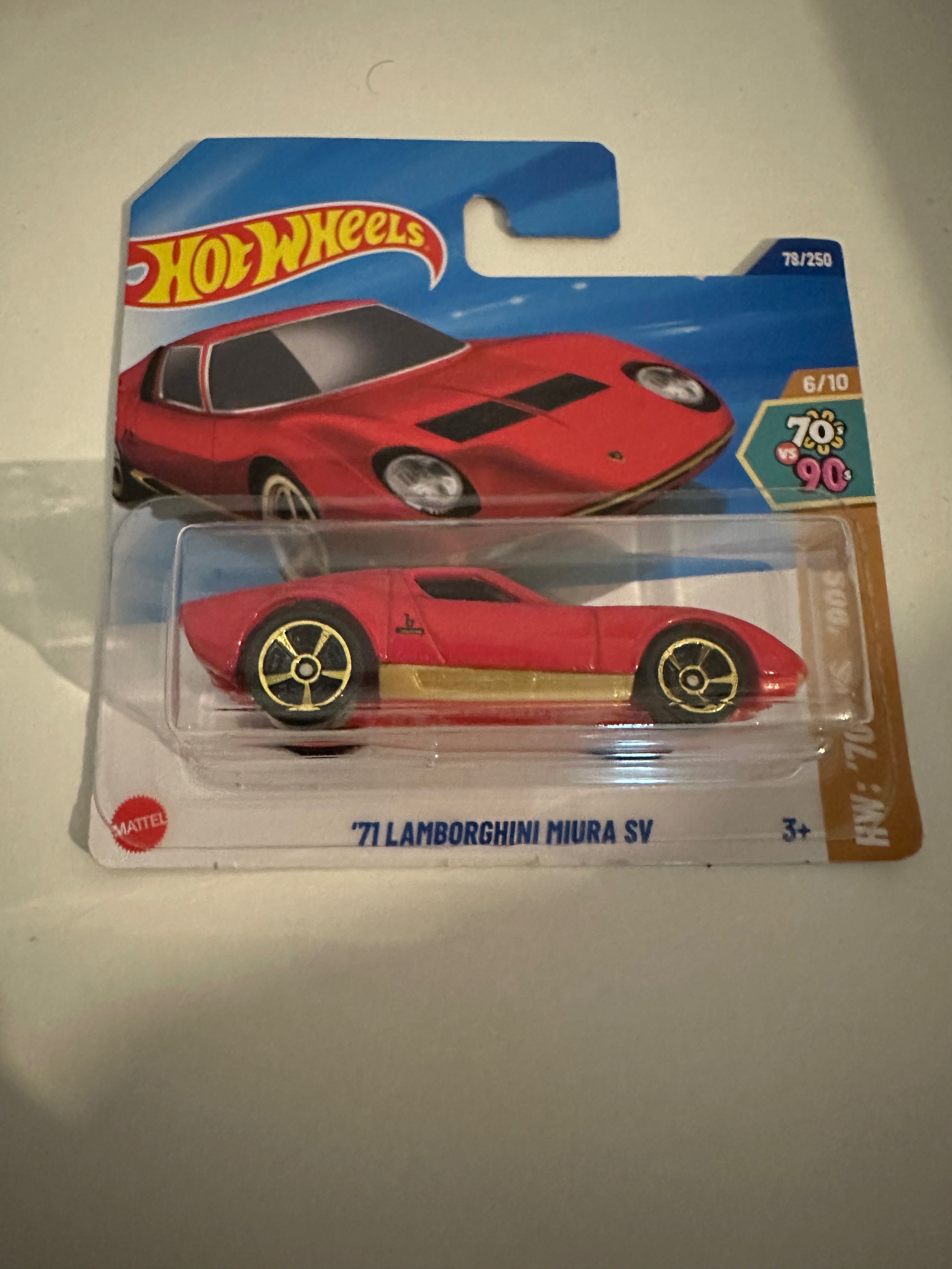 Hot Wheels vários