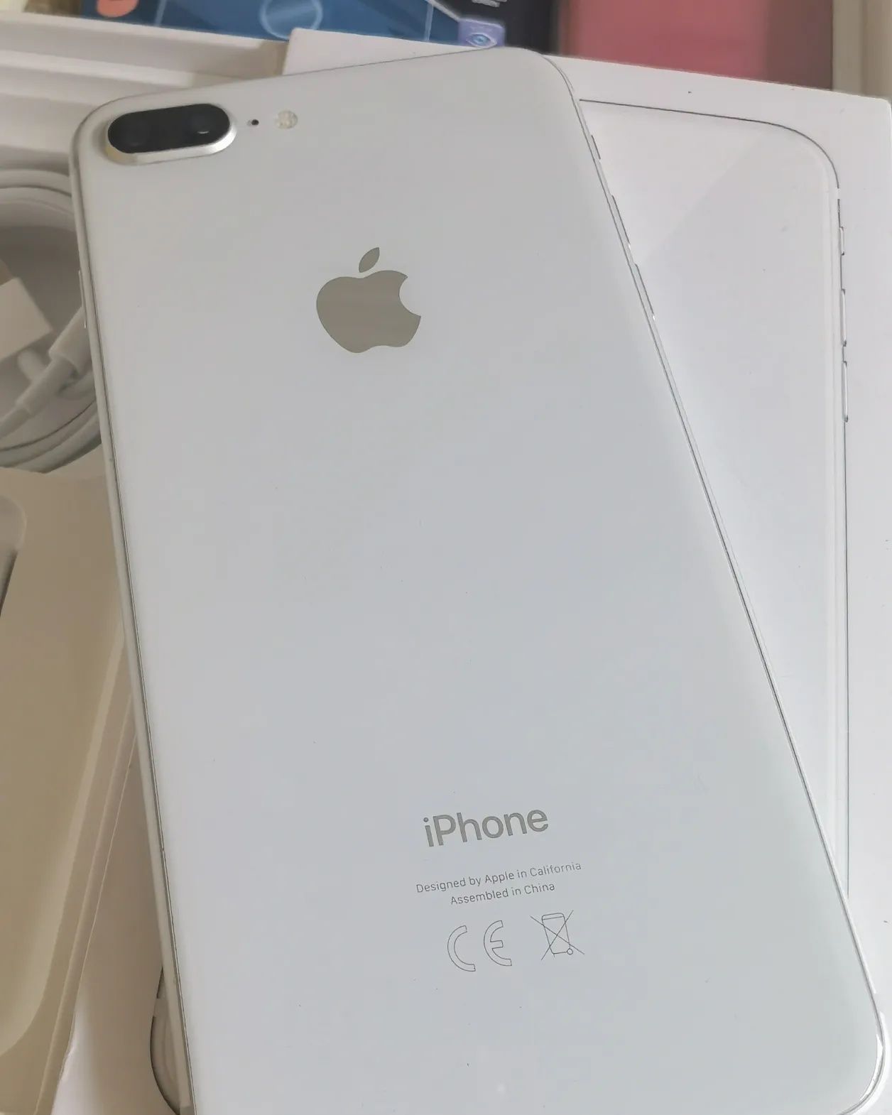 iPhone 8 Plus 256GB Silver Desbloqueado Aceito Retomas
