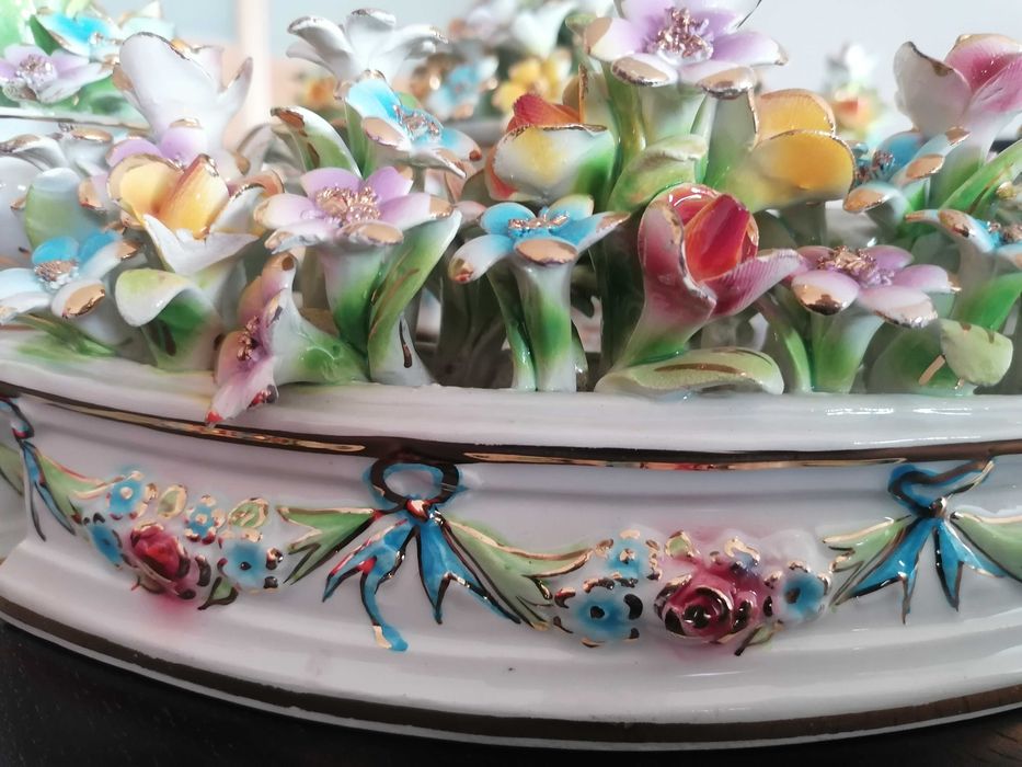 Centro de Mesa em Porcelana