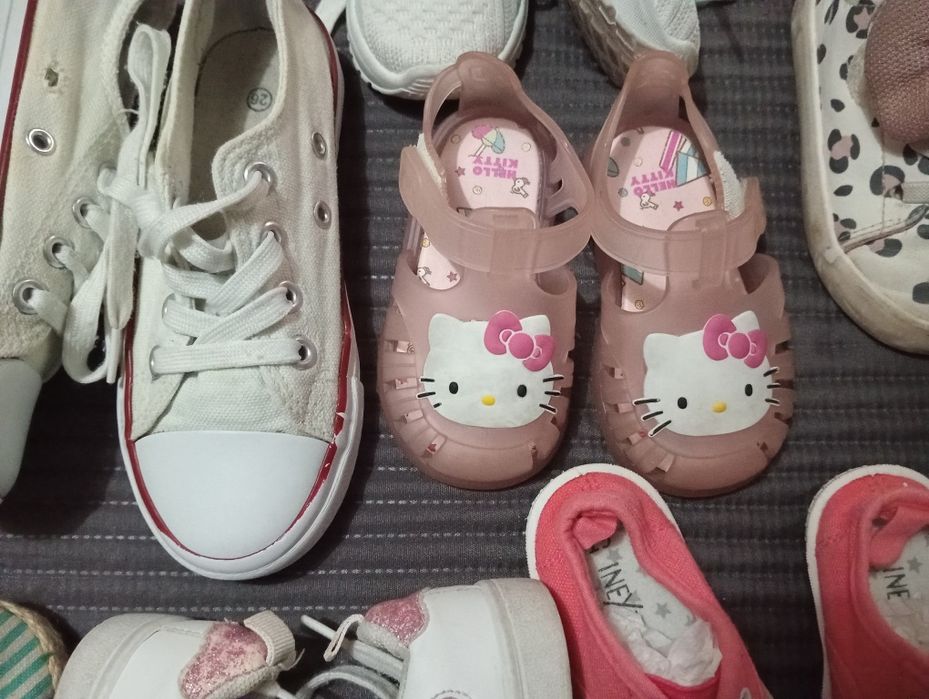 Tênis de criança desde o número .ate 26.