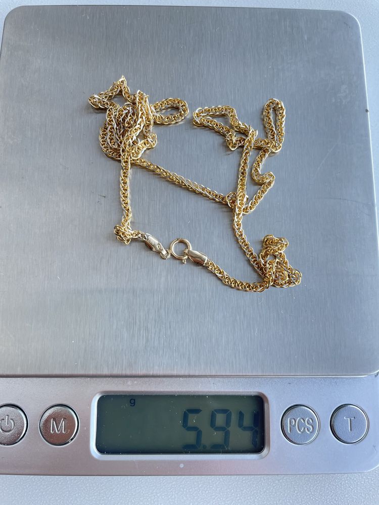 Złoty łańcuszek 585. 5,94 gr. 50 cm.
