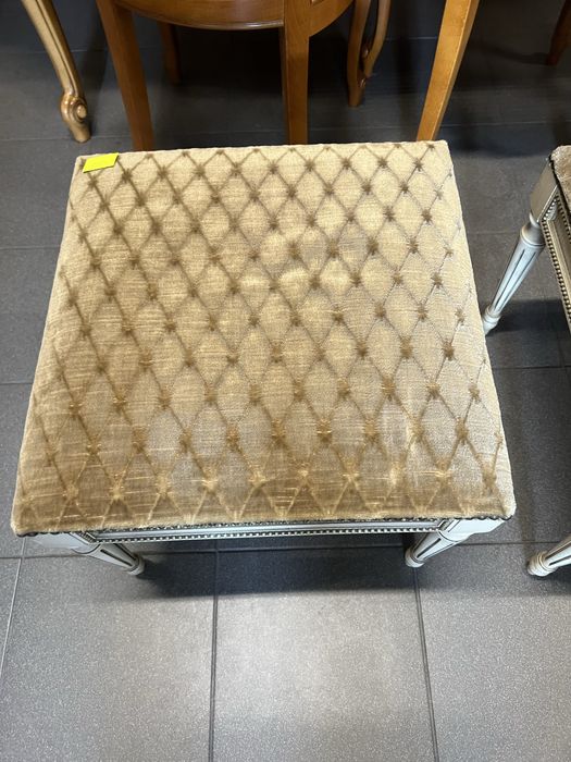 Stylowy taboret/podnóżek/2 szt