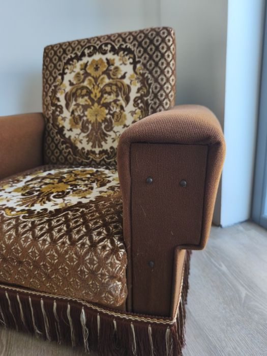 Poltrona vintage em veludo