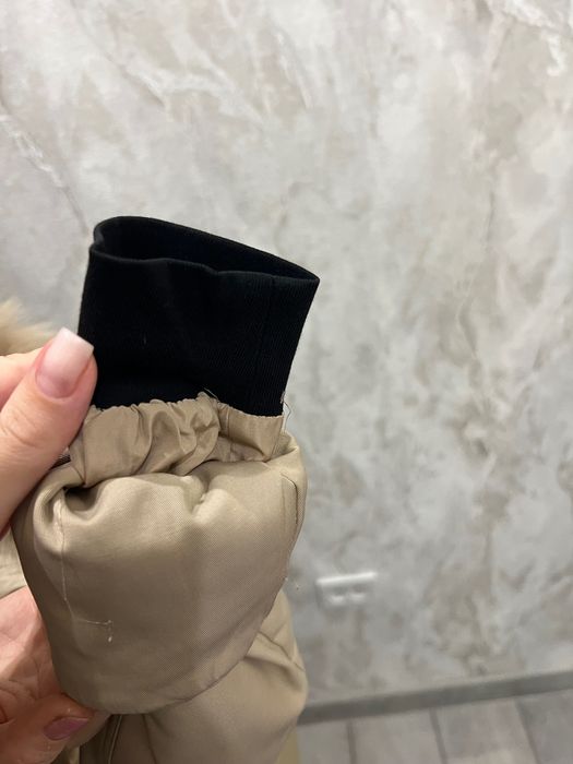 Куртка жіноча бежева