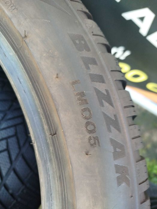 A151# Opony uzywane zimowe 275/40/18" Bridgestone